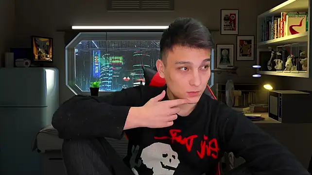 הופעת וובקאם של Justin_time111