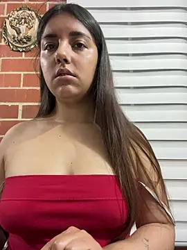 Chat XXX en directo de A-uroora