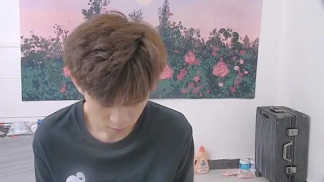paofu-001 网络视讯表演