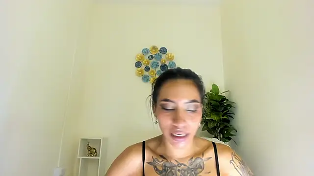 Chat +18 de Zoe_borgues ao vivo