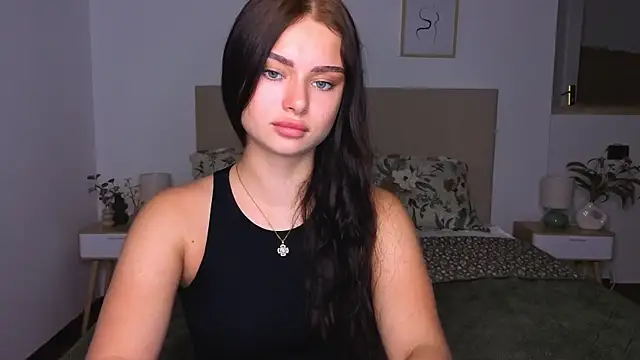 Silena_sky's Live XXX Chat