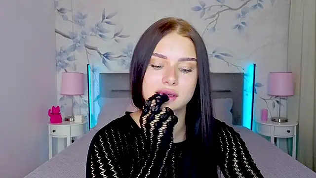 Silena_sky's Live XXX Chat