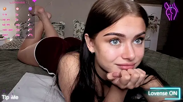 Silena_sky Chat XXX live