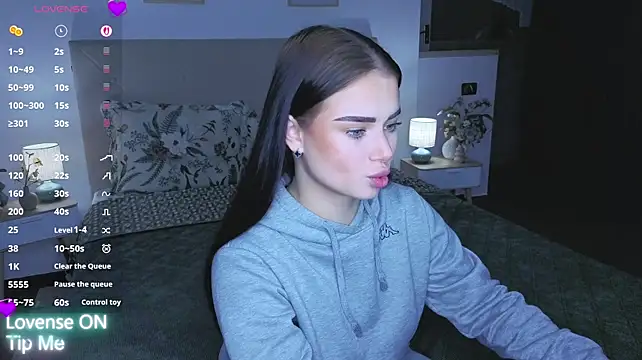 Silena_sky Adlı Modelin Canlı XXX Sohbeti