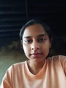 Queen_Simran webkamerás műsora