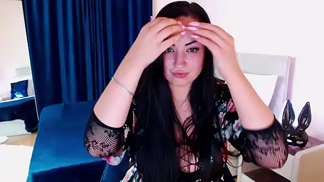 XXX chat uživo modela Mia_Marry