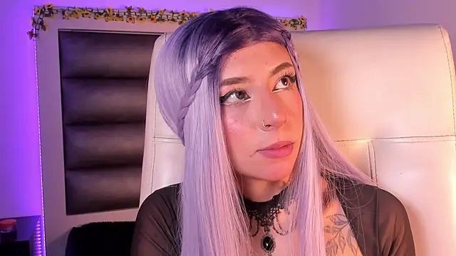Chat XXX ao vivo de adhalee_js