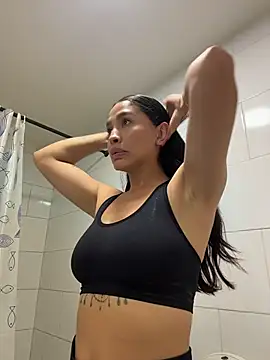 Chat XXX en directo de JuliaaVega