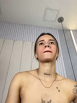 JuliaColemann live XXX chat