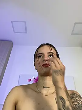 JuliaColemannのライブXXXチャット