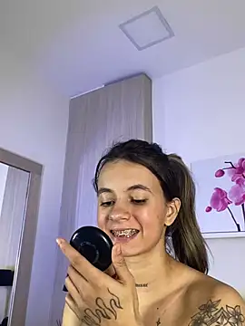Živý XXX chat JuliaColemann