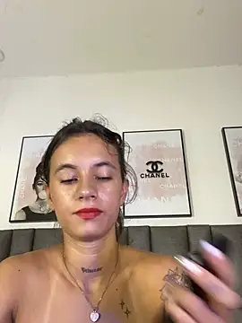 JuliaColemann's Live XXX Chat