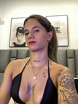 JuliaColemann Chat XXX in diretta