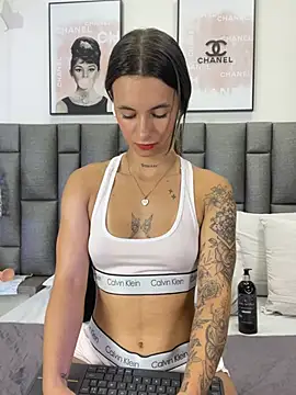 Živý XXX chat JuliaColemann