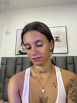 JuliaColemann Chat XXX live