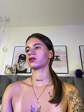 JuliaColemann: απευθείας συνομιλία ΧΧΧ