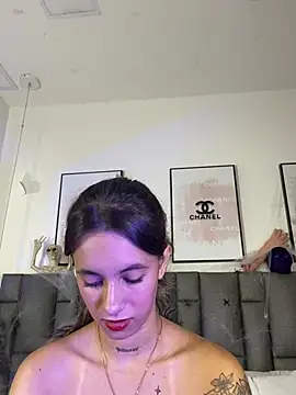 Chat +18 de JuliaColemann ao vivo