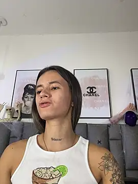 Živý XXX chat JuliaColemann
