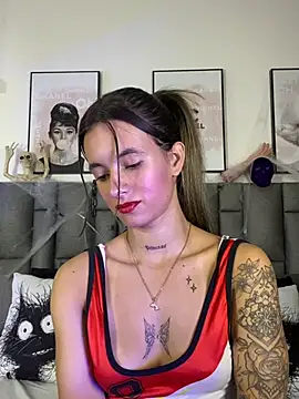 แชท XXX สดของ JuliaColemann