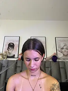Chat +18 de JuliaColemann ao vivo