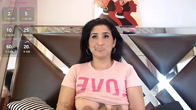 צ'אט XXX בשידור חי של Miia_Rosee_