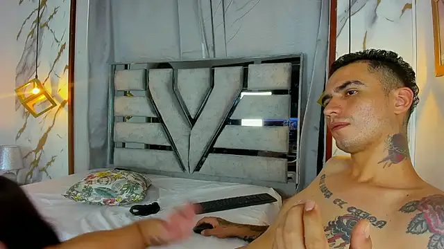 Irina_and_Max's Live XXX Chat