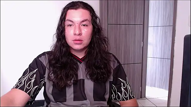 Yigolo__ – Kamerová šou