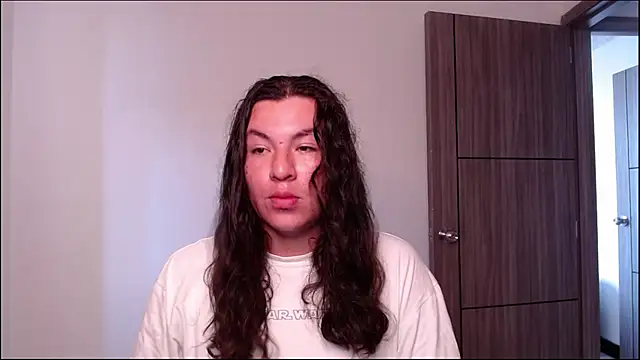 Yigolo__ – webcam-show