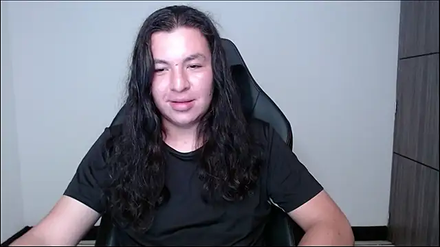 عرض كام Yigolo__
