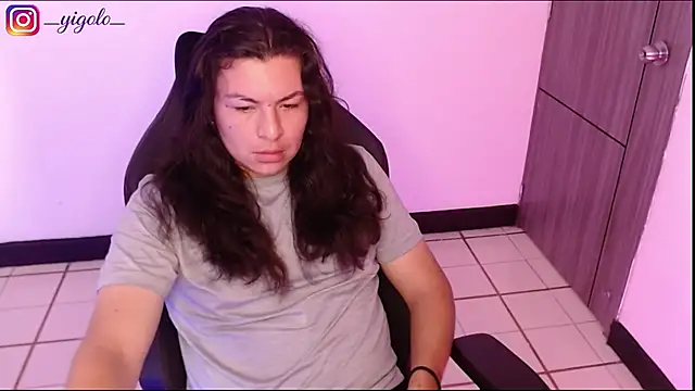 Webkamerová show Yigolo__