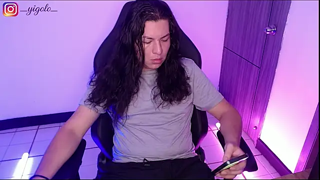 عرض كام Yigolo__