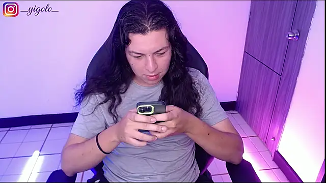 عرض كام Yigolo__