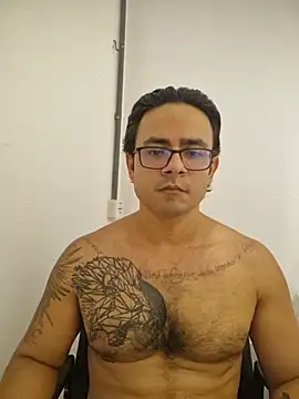 Show de moreno18rn na webcam