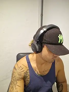 Show de webcam de moreno18rn