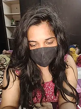 Yourshyriya's Live XXX Chat