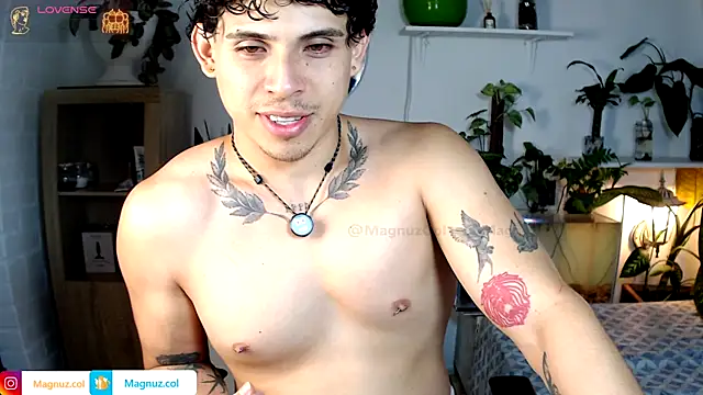 Magnuz_Col Pertunjukan Webcam