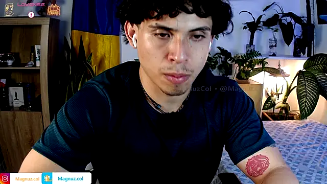 Magnuz_Col webcam show