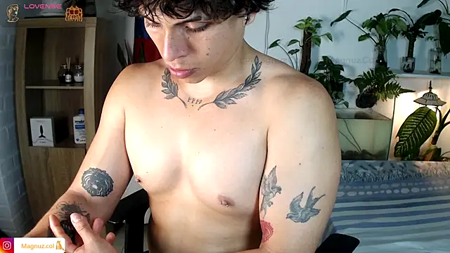 Magnuz_Col Webcamshow