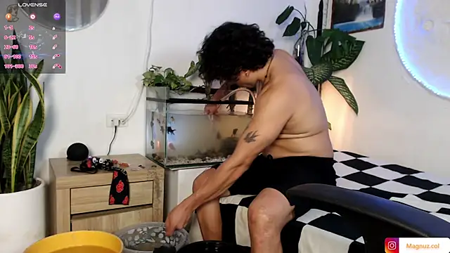 Magnuz_Col 在線直播表演