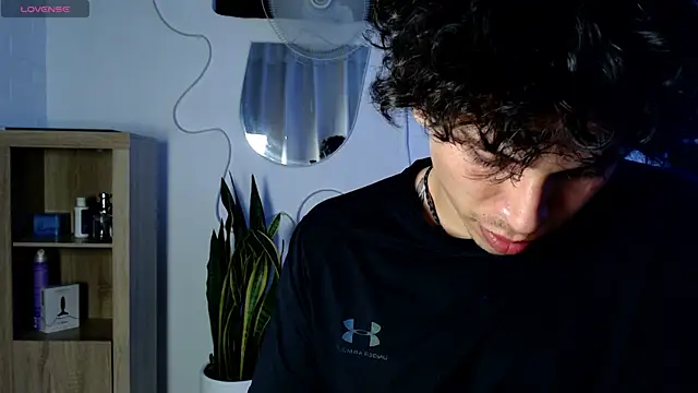 Magnuz_Col's Webcam Show