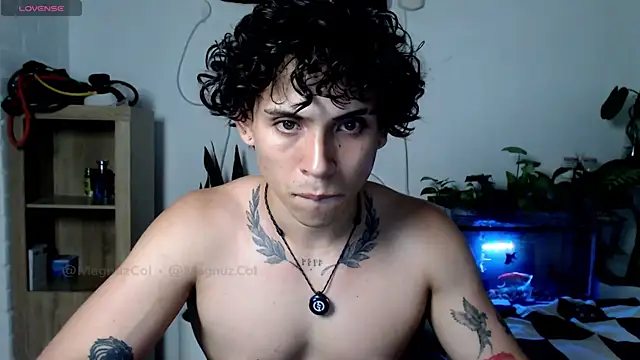 Magnuz_Col Pertunjukan Webcam