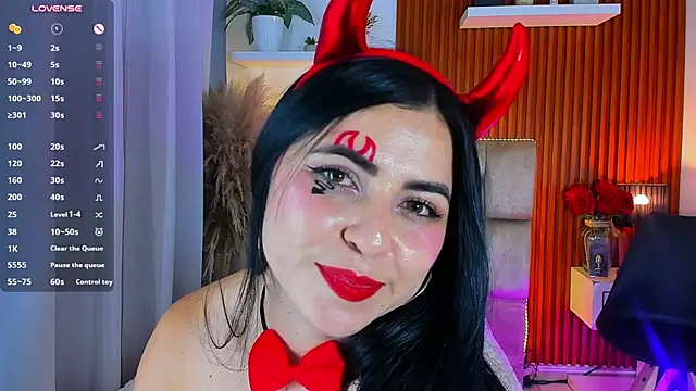 whitney_white_'s Webcam Show
