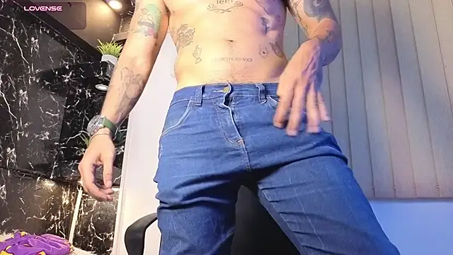 MR_EITHAN Webcam show