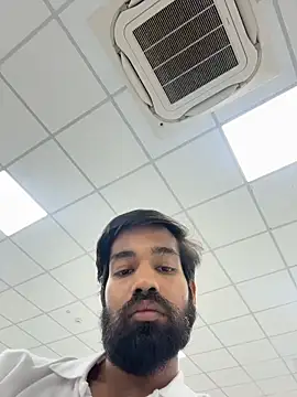priyansh92924 Show in webcam