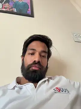 Pertunjukan Kamera Web priyansh92924