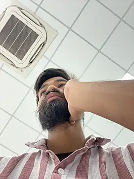 priyansh92924 Show Webcam