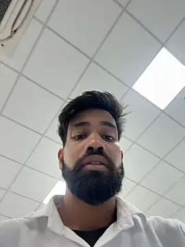 priyansh92924: διαδικτυακό σόου στην κάμερα
