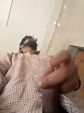 Show de priyansh92924 na webcam