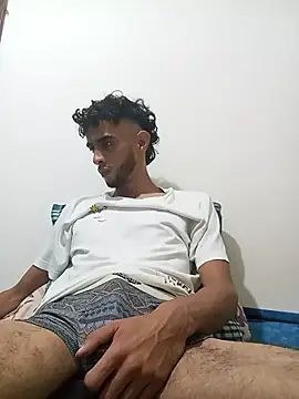 LOKUzZz Show in webcam