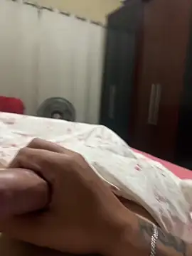 Show modela novinn13 na web-kameri